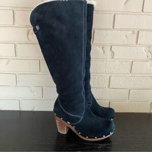 UGG Sz 7 LILLIAN Tall Black Suede Leather/Sheepskin Boots Studded Stacked Heel